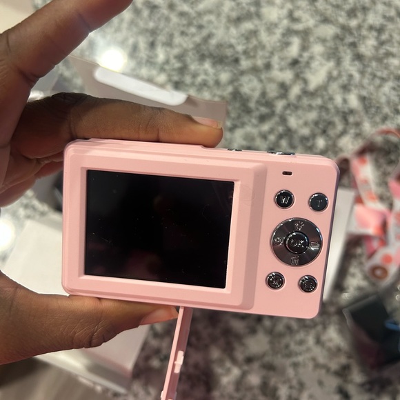 Digital Camera, FHD 1080P with 32GB SD Card 16X Digital Zoom - Pink - Picture 8 of 9